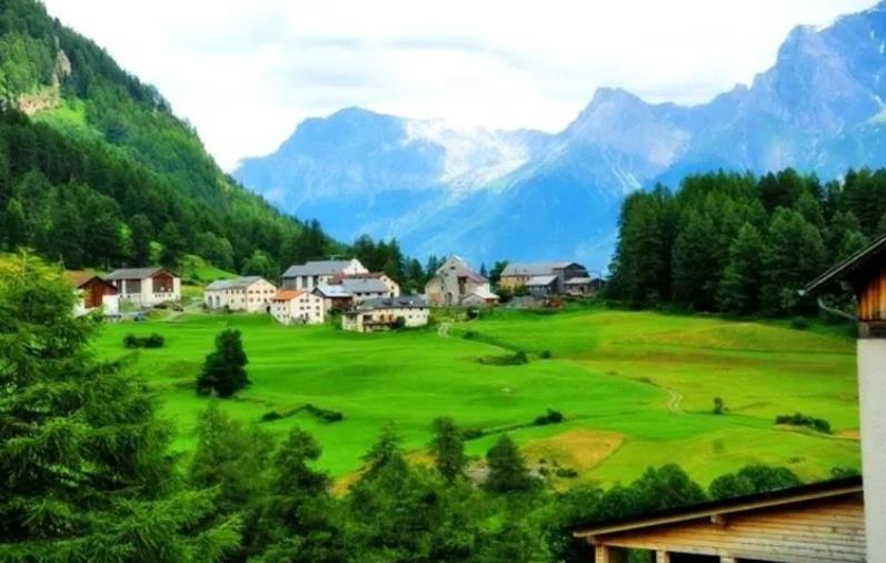 瑞士十大著名旅游景点有哪些？