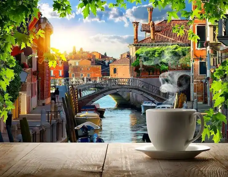 附属申请人转西班牙永居的条件与主申请人相同吗？