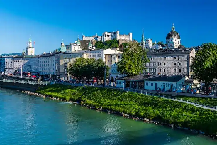 未婚子女申请瓦努阿图移民，需提供什么材料证明“未婚”状态？