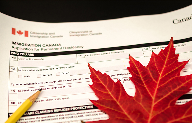 加拿大枫叶卡好拿吗？移民加拿大有什么好处？附加拿大安省年度配额和超级签证细则！
