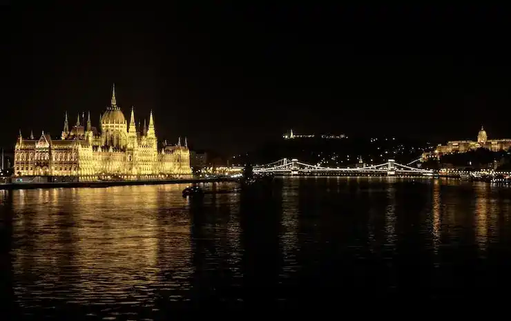 德国的职场文化有什么特点？居留卡持有者就业需注意什么？