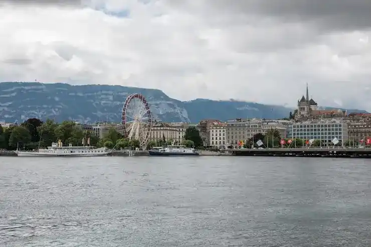 圣基茨养老优势加勒比气候与医疗体系