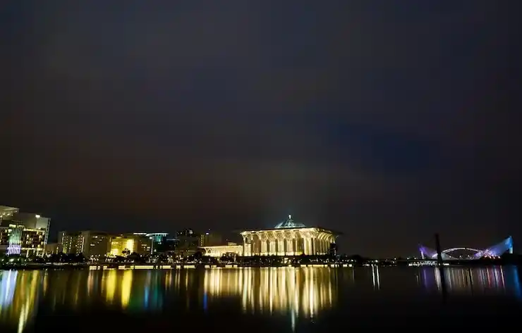欧洲移民费用包含的各项明细是否清晰透明？