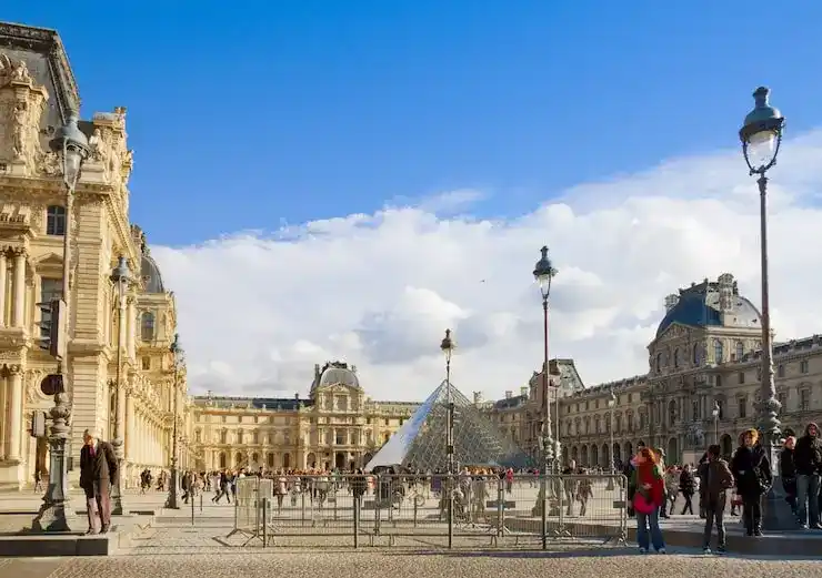 主申请人获批后再婚，新配偶能否追加申请西班牙居留身份？