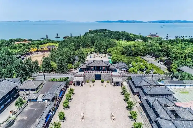 香港高才通，高才通获批后需要在香港居住吗？