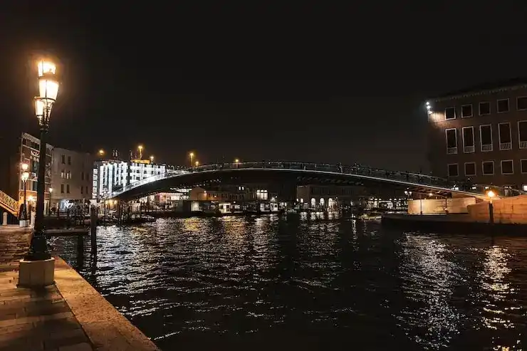 芬兰移民申请被拒后，能否再次提交申请？有时间限制吗？