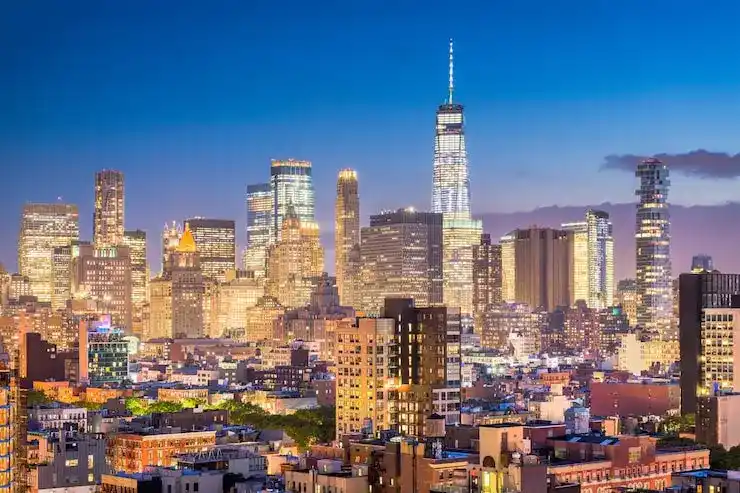 格林纳达的社区氛围友好吗？老人住着会习惯吗？