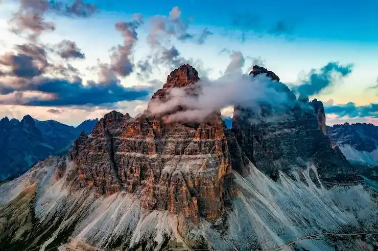 移民冰岛需要什么条件？申请要求与费用解析