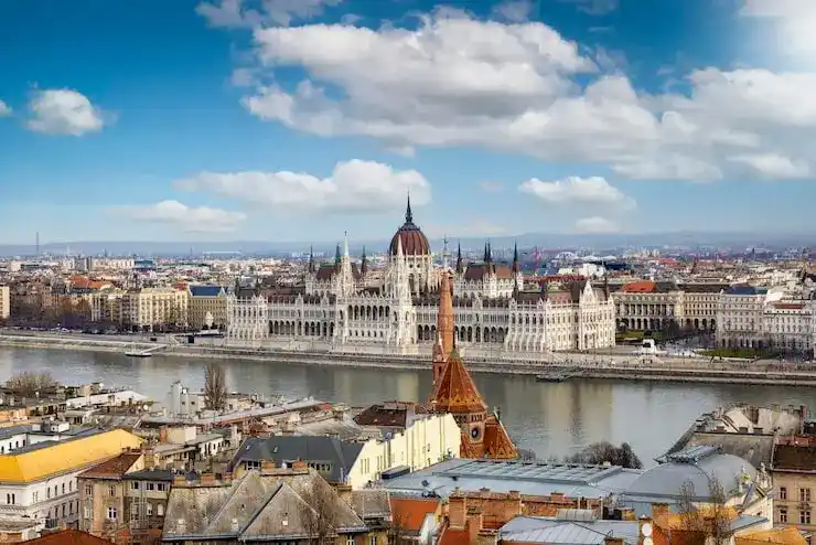 移民吉隆坡需要什么条件及生活体验