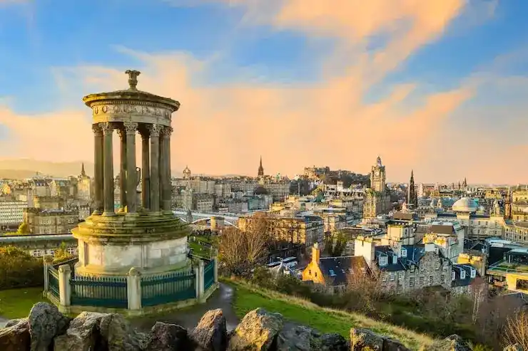 西班牙移民申请被拒后，申请费和手续费可以退还吗？