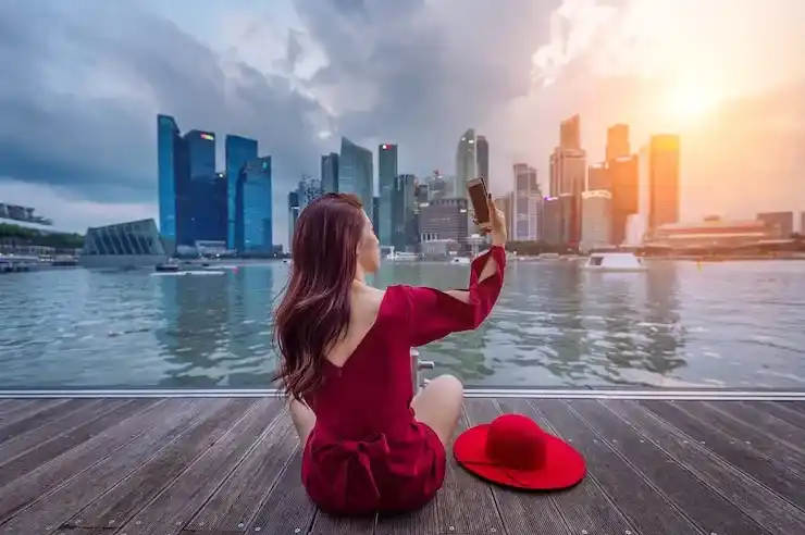 香港高才续签成功率：无工作挂靠风险极大，自雇开公司是否可行？