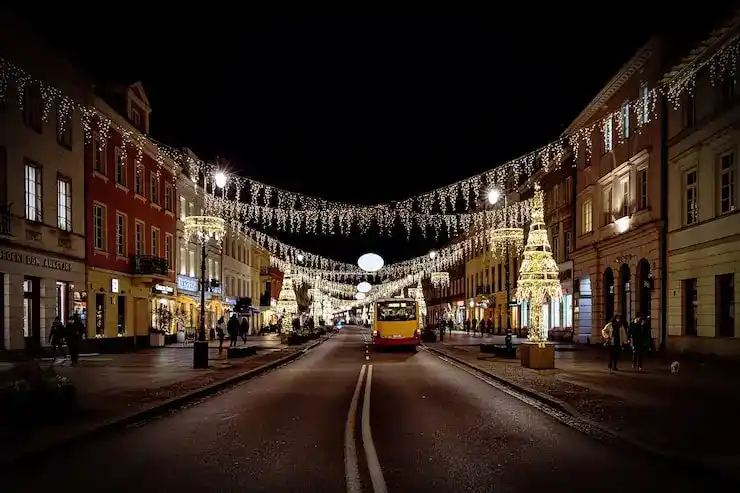 匈牙利工作居留转永居的路径是什么？需满足什么居住和语言条件？