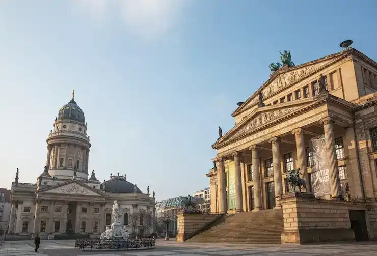 黑山移民：政策、条件与申请流程