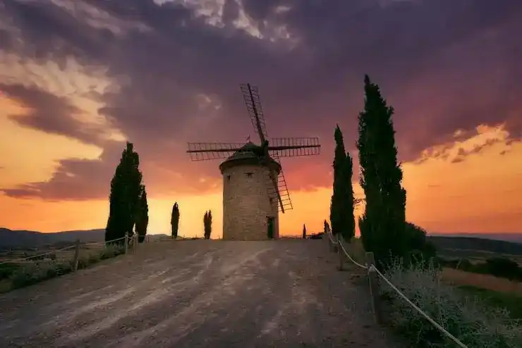 斐济买房移民，居留卡有效期2年，投资10万斐济币房产无移民监