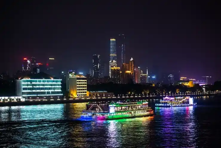 香港