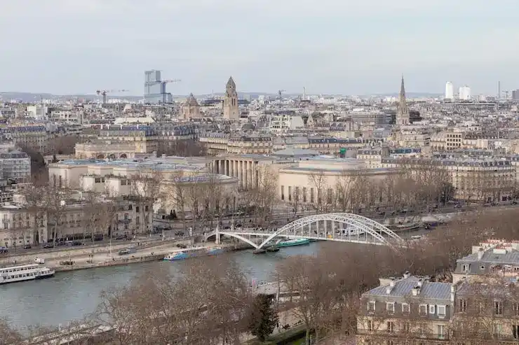 西班牙投资移民政策最新2025年