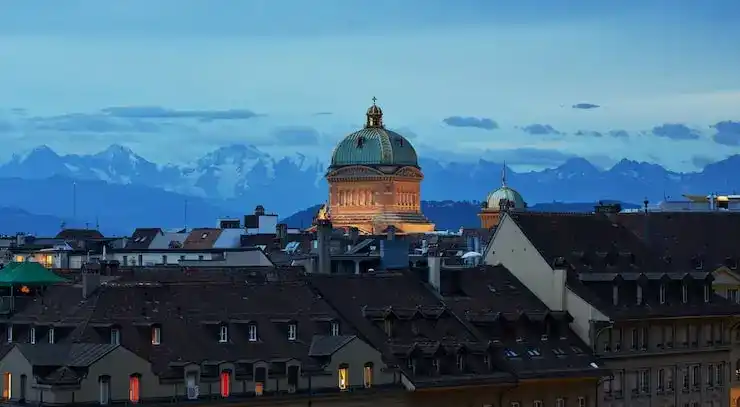 怎么通过国际学校与华侨生身份，为子女教育规划提供便利