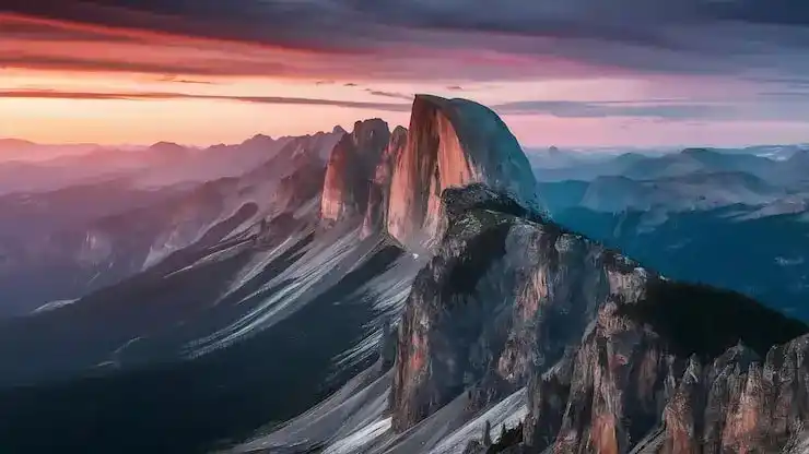 摩尔多瓦的购物、餐饮等生活配套设施完善吗？周日营业规则是什么？