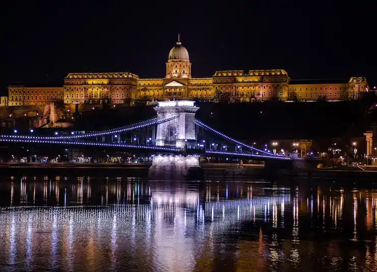 塞浦路斯护照移民的优势，200万欧元投资如何带来税负优化与欧盟身份？