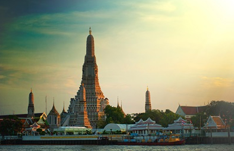 恭喜老客户顺利拿到泰国精英签证，享有等同“绿卡”的特权！