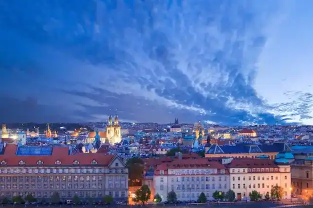 希腊黄金签证转永居后，房产可以出售吗？