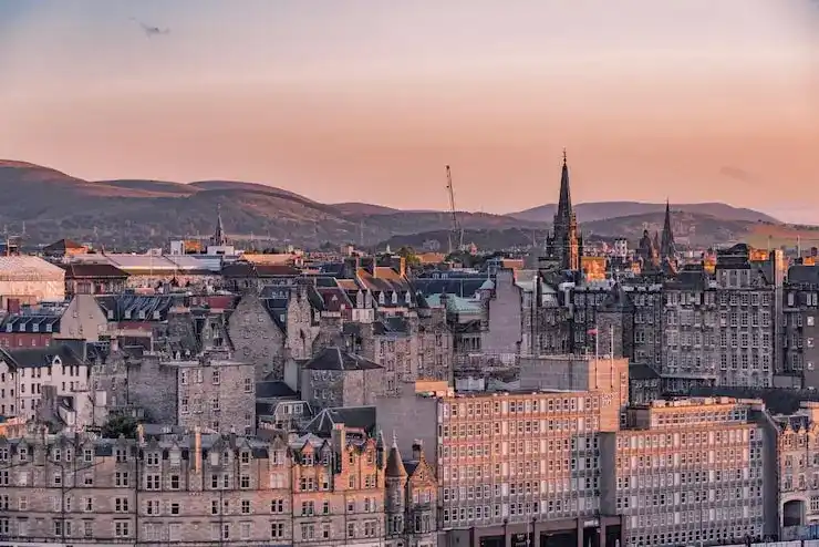 2025年瑞士护照可免签多少个国家和地区？能否免签进入中国？