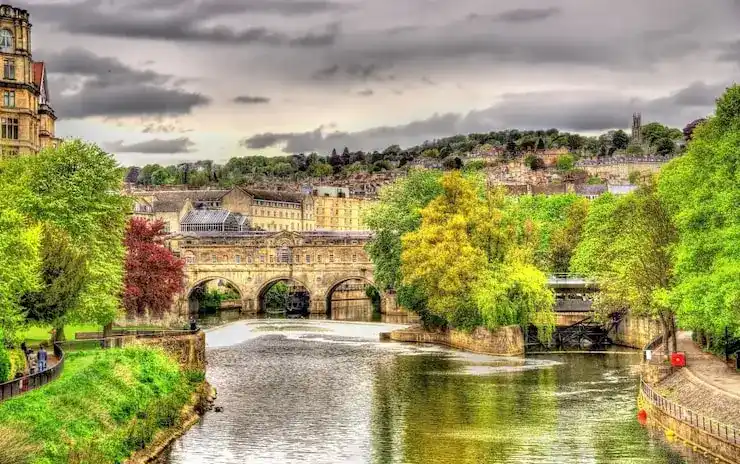 摩尔多瓦的主要产业有哪些？2025年哪些行业就业需求大？