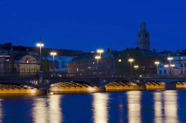 欧盟移民政策新动向：成员国统一永居标准即将落地