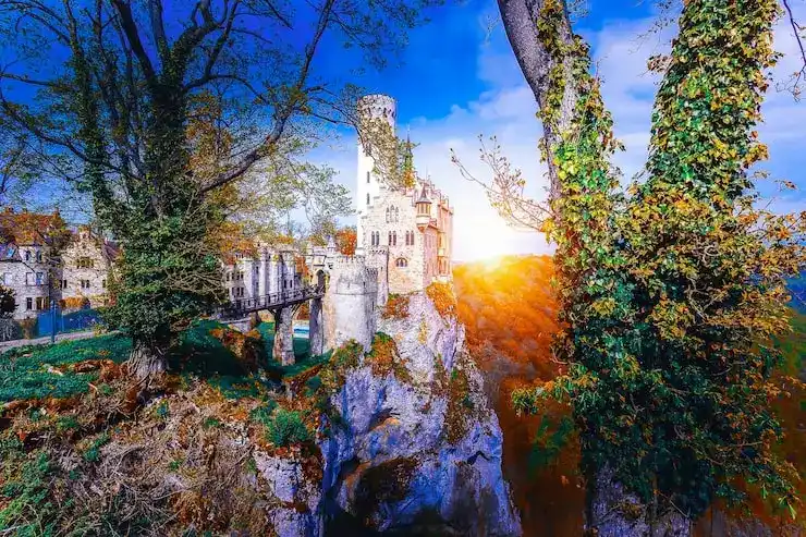 葡萄牙文化捐赠移民，25万欧元文化投资，居留卡5年可转永居