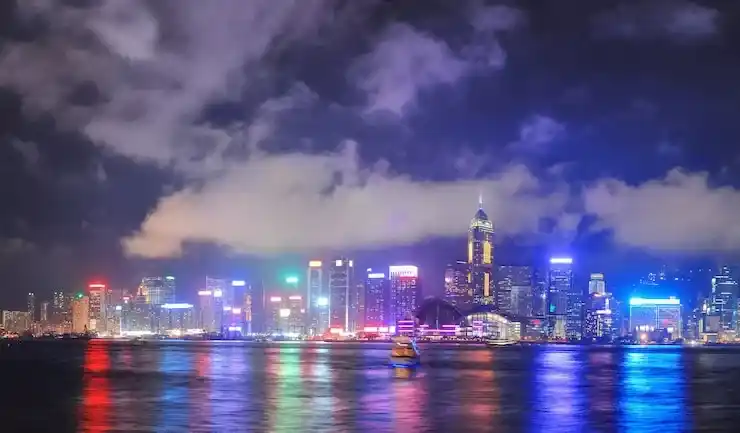 香港