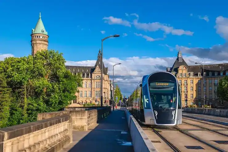 移民后的生活成本：怎么最大化降低家庭支出？