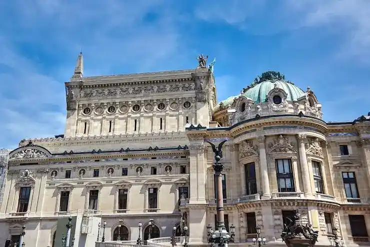 韩国的交通出行便利吗？公共交通与自驾的成本高吗？