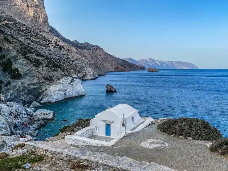 希腊移民教育福利：可申请欧盟奖学金，留学费用减免