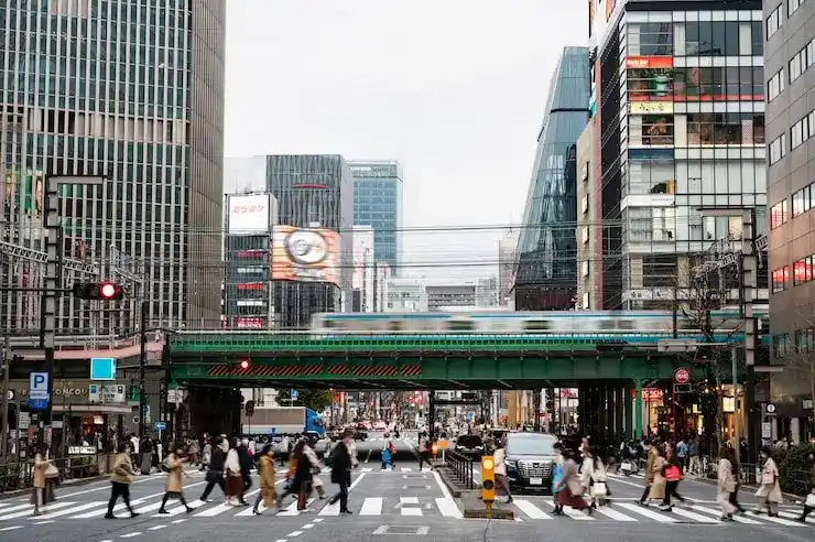 白卡申请条件与使用场景