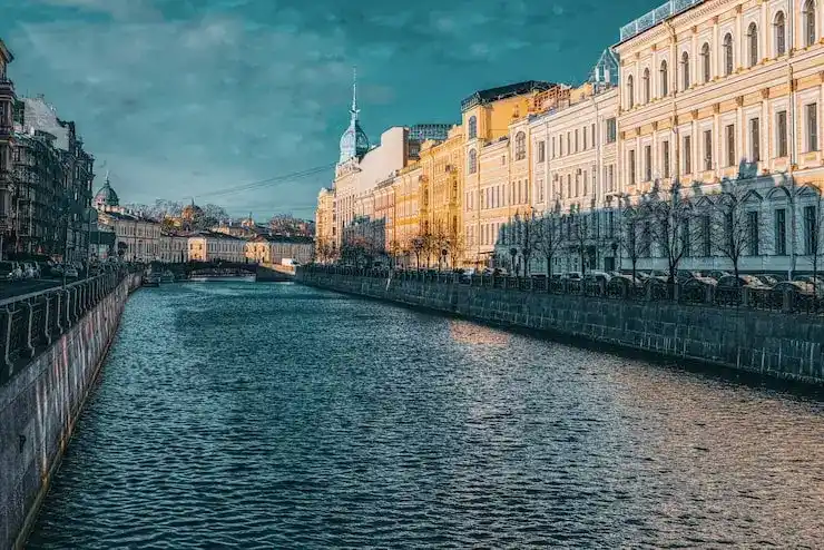 获批后领取护照需要亲自前往土耳其吗？