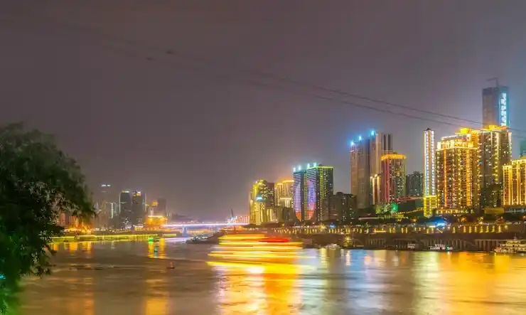 香港移民费用预算参考：授课型硕士vs研究型总投入