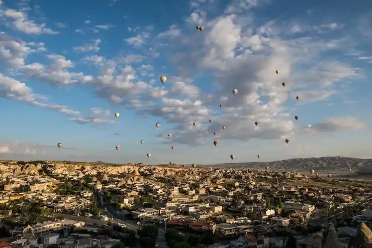 土耳其护照移民费用：存款50万美元里拉，汇率风险