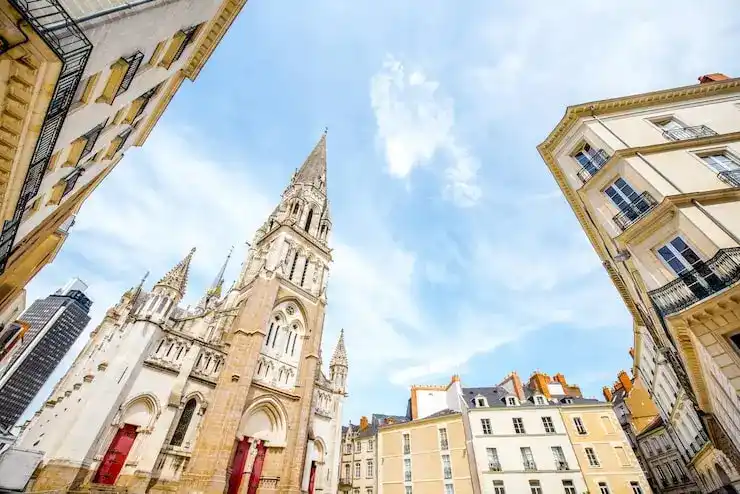 西班牙二手房网站与投资建议