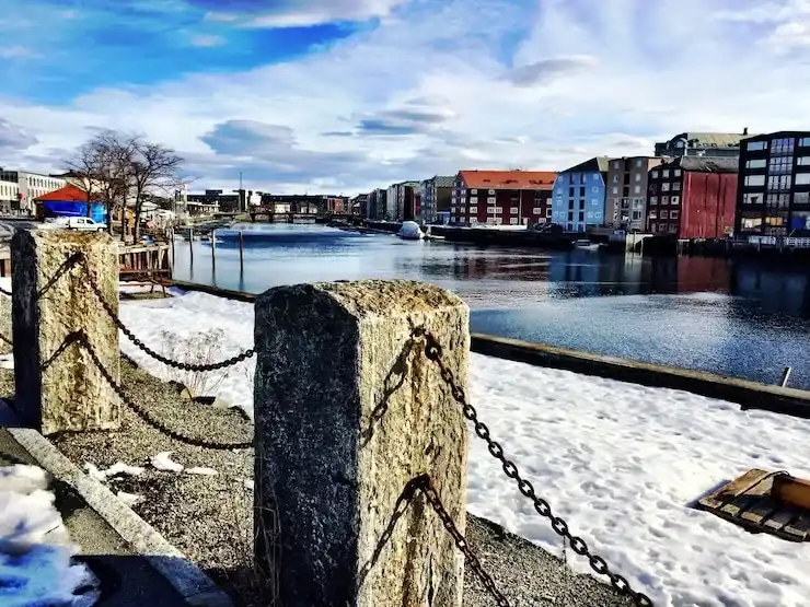 美国对老人移民的新政策解读