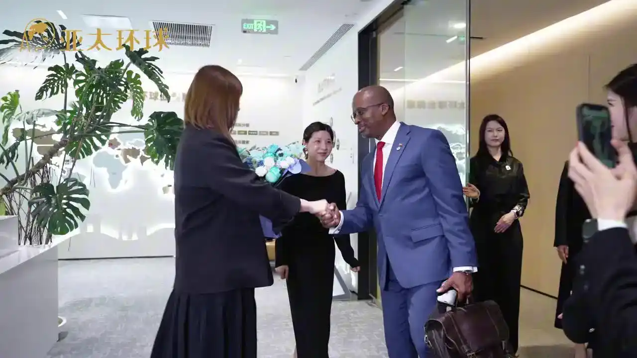 圣基茨护照总费用明细，购房移民税费有哪些