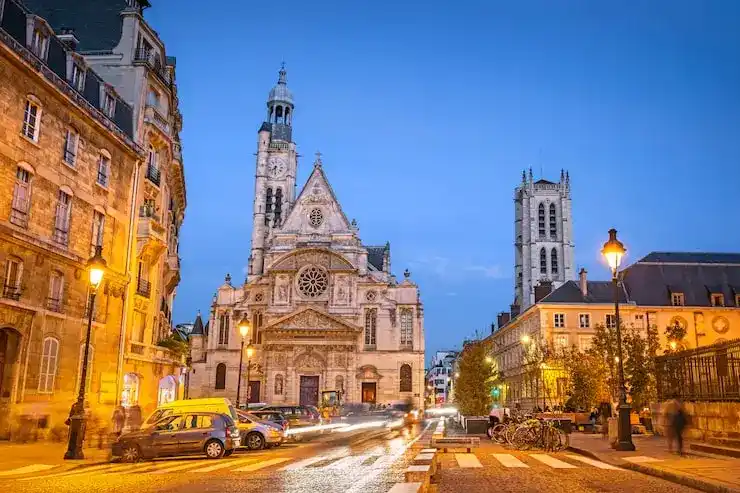 圭亚那买房移民，永居卡有效期3年，投资10万美金房产需短期居住