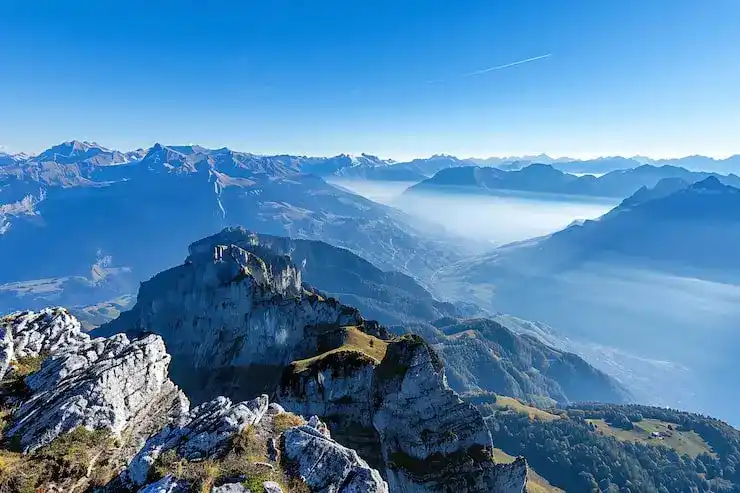 瑞士的文化习俗有哪些？移民后需要注意什么？社区融入需满足哪些要求？