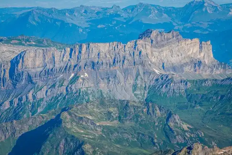 申请芬兰创业居留许可必须证明资金来源合法性吗？需提供哪些佐证材料？