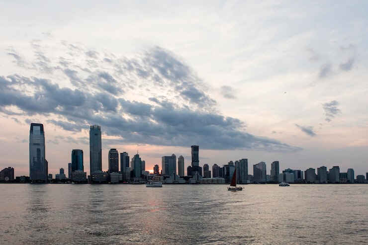 F4移民排期及最新进展，2025年排期详细说明