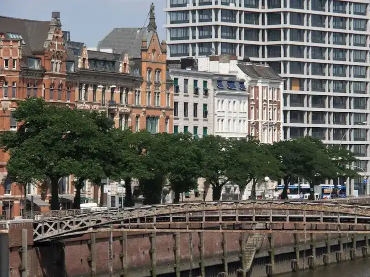 土耳其与塞浦路斯移民，护照含金量与投资门槛的对比