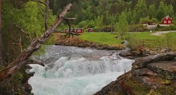 去西班牙移民大概需要多少钱？费用分析