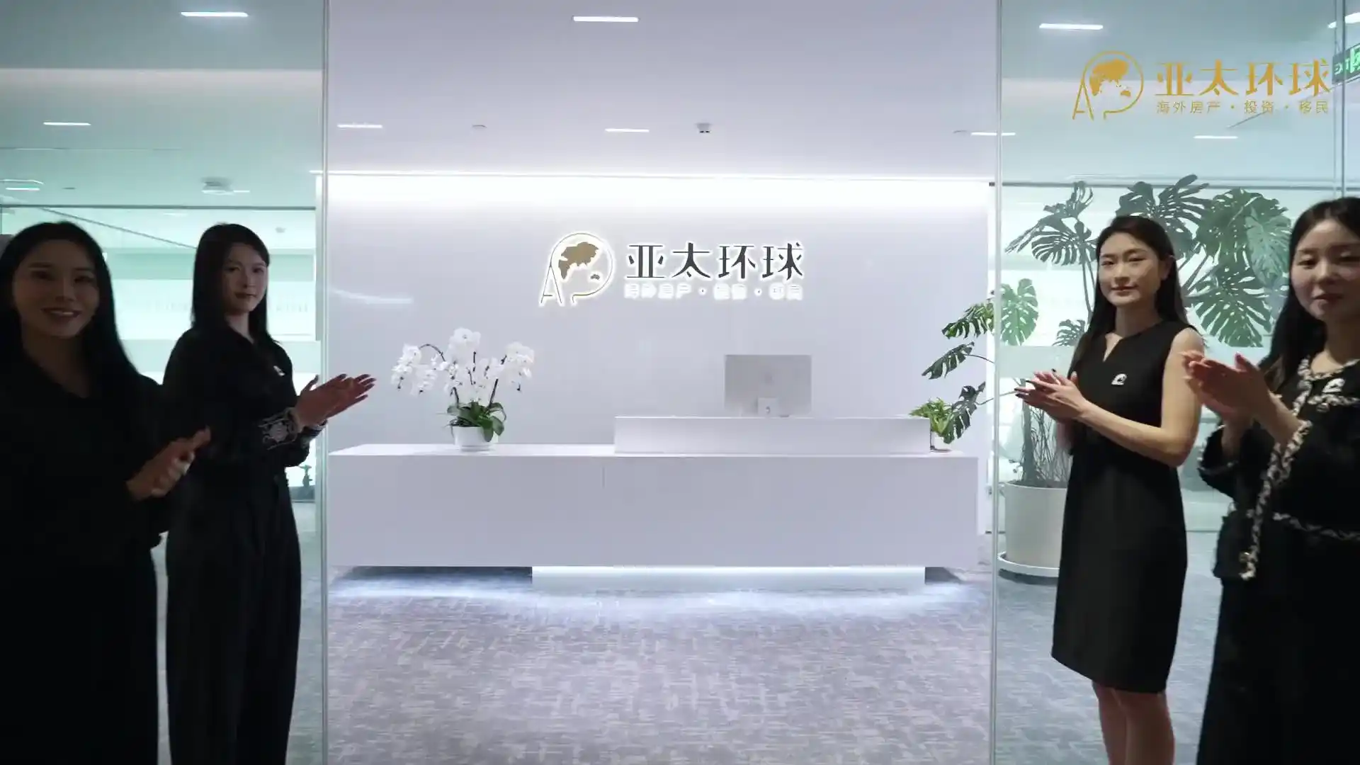 圣基茨护照25万美元捐款