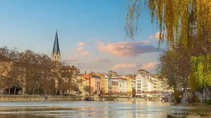 圣基茨捐款移民优势快速获批与慈善属性