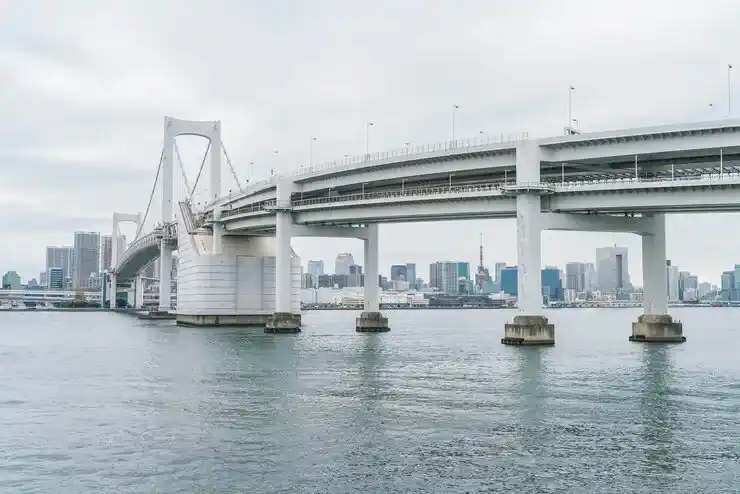 香港