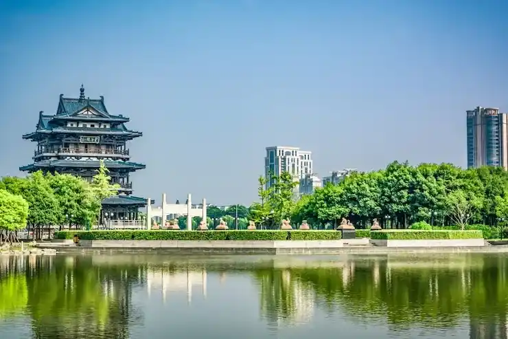 香港留学移民的关键步骤，如何从非本地毕业生转为香港永久居民？